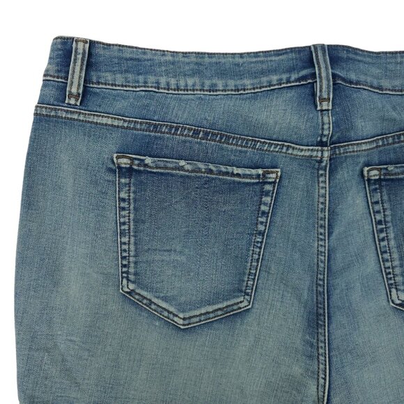 William Rast Floral Embroidered Studded High Rise Denim Shorts Womens 18W NEW - Picture 15 of 16